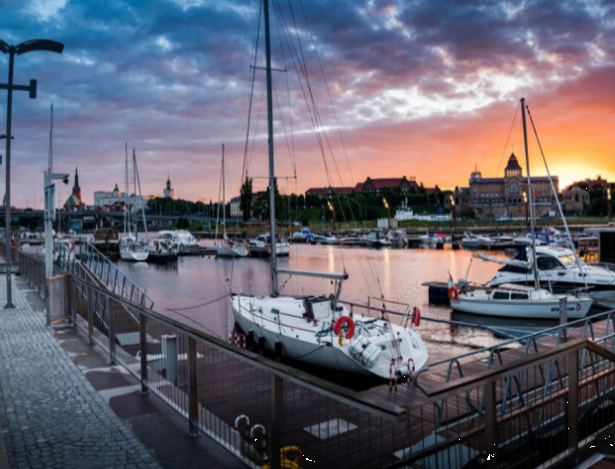 Marina na Wyspie Grodzkiej